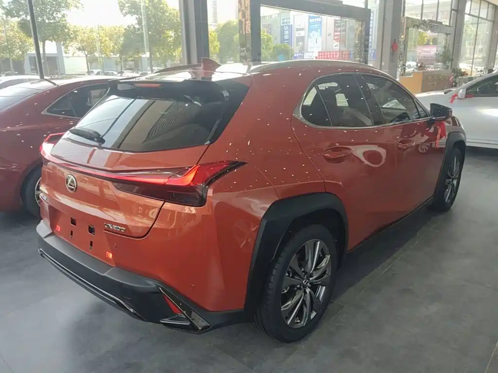 Lexus UX — фото 7