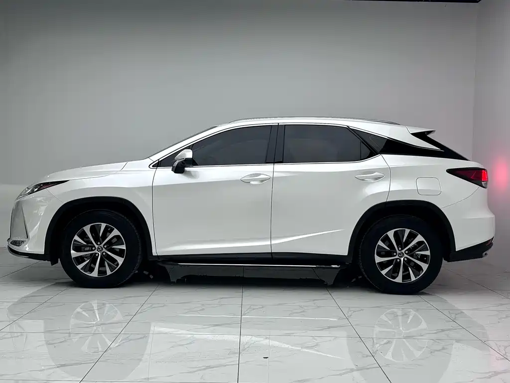 Lexus RX — фото 4