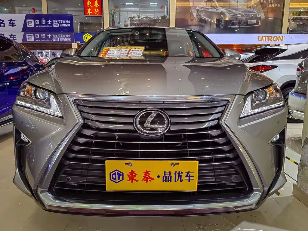 Lexus RX — фото 11