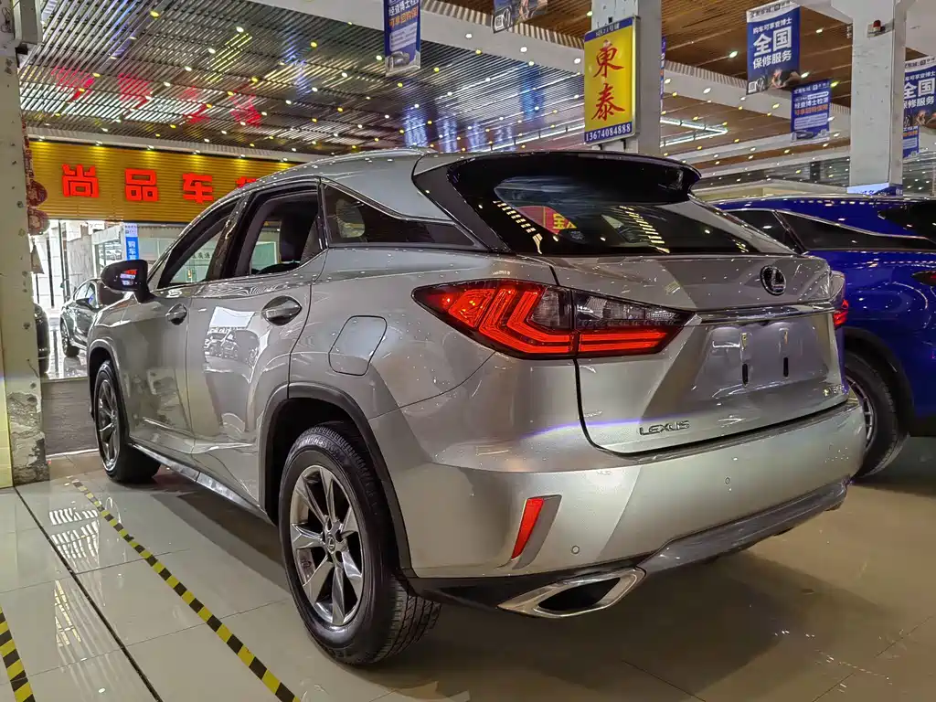 Lexus RX — фото 14