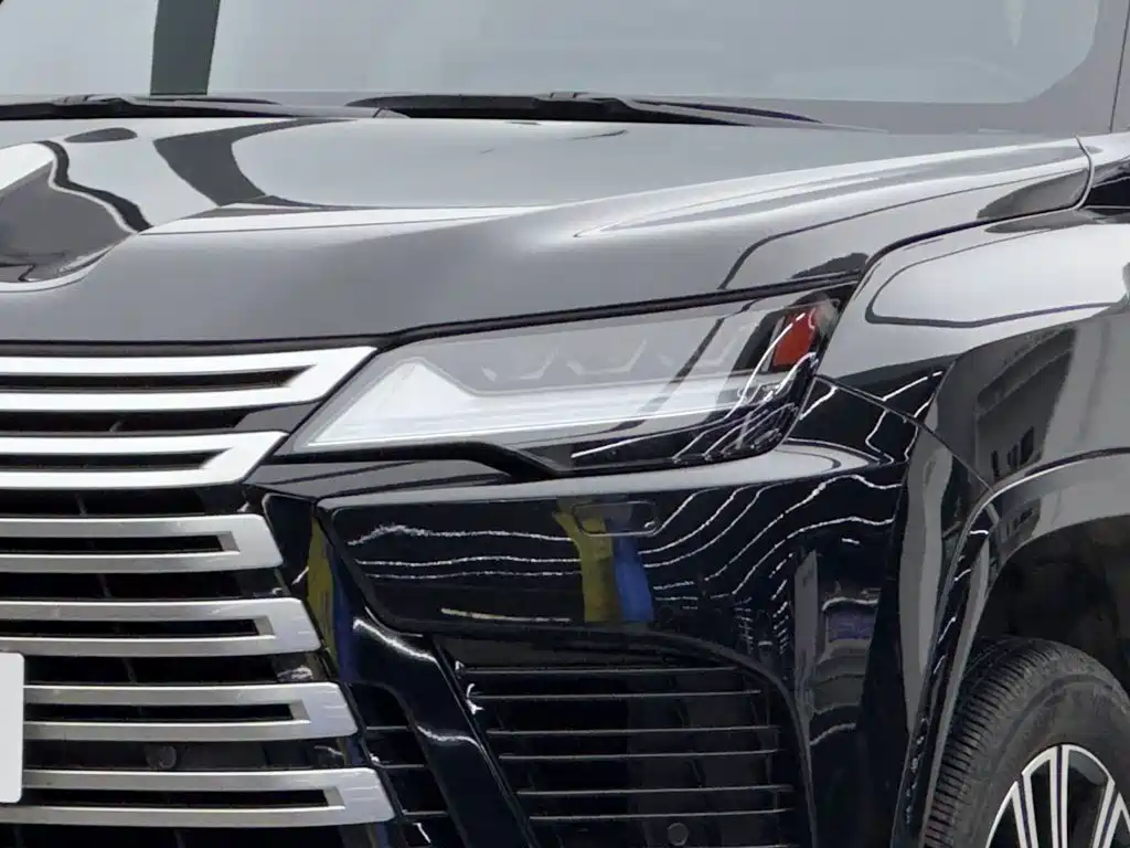 Lexus LX — фото 3