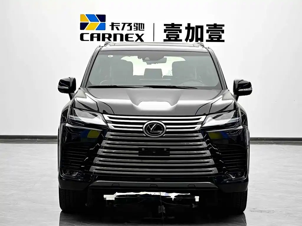Lexus LX — фото 2
