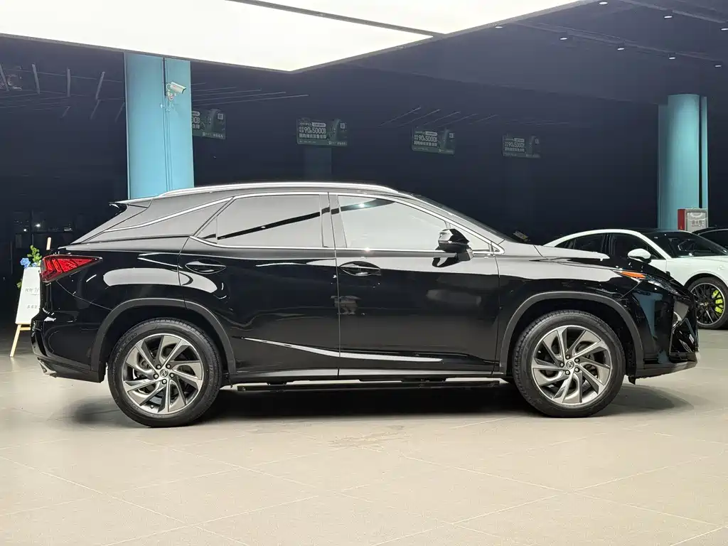 Lexus RX — фото 3