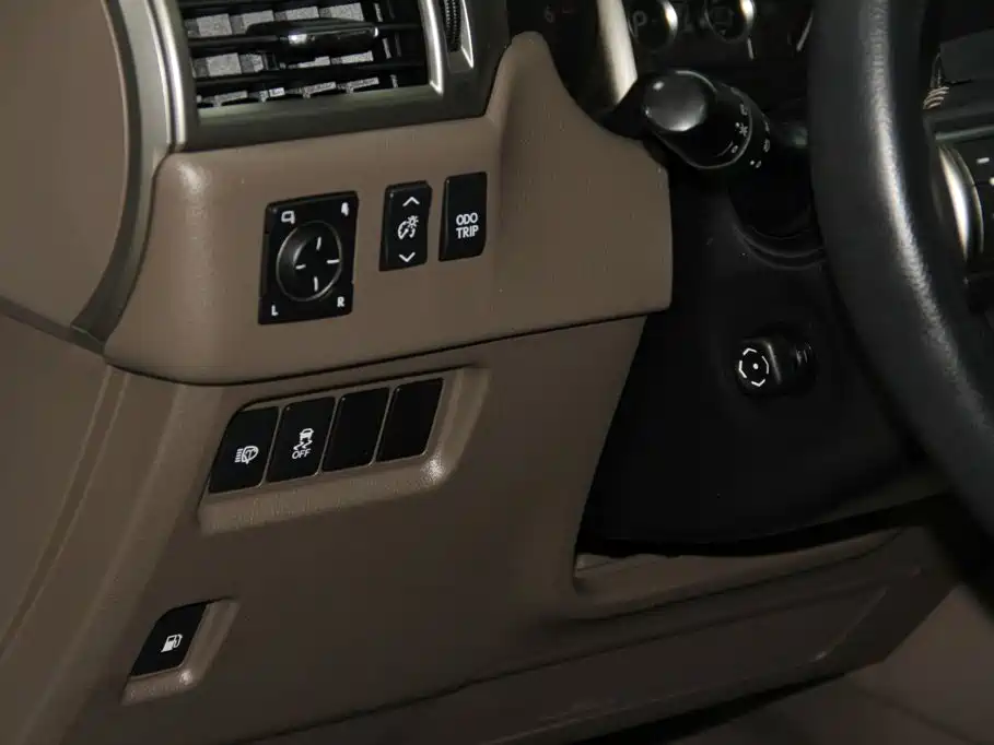 Lexus GX — фото 20