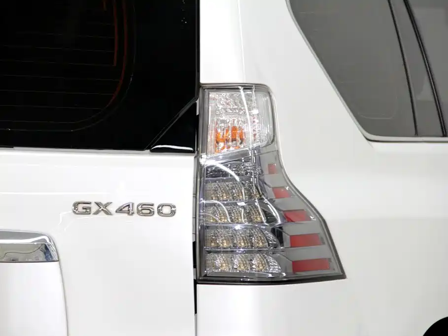 Lexus GX — фото 27