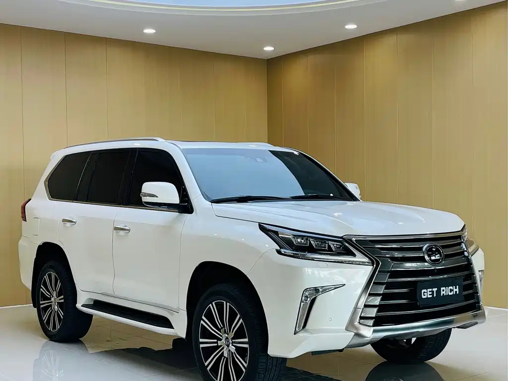Lexus LX — фото 3