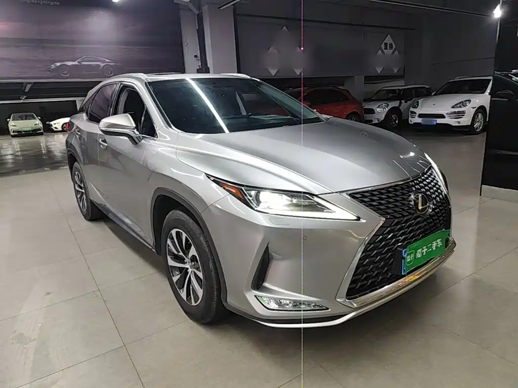 Lexus RX — фото 4