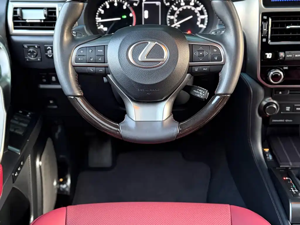Lexus GX — фото 14