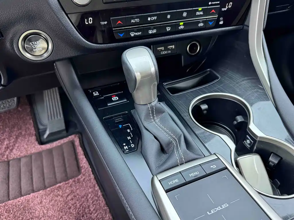 Lexus RX — фото 10