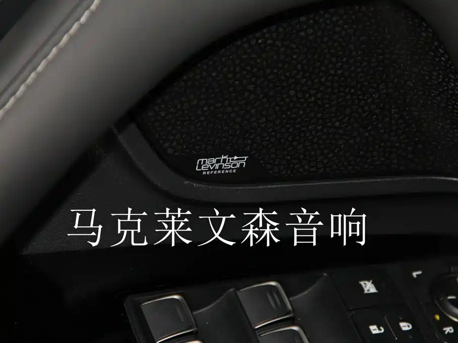 Lexus LX — фото 17