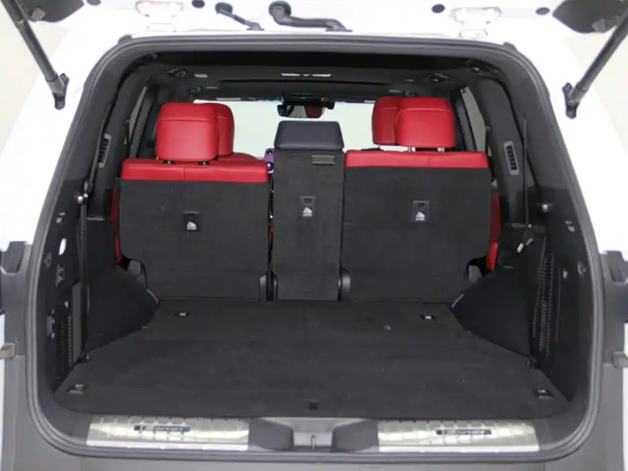 Lexus LX — фото 38