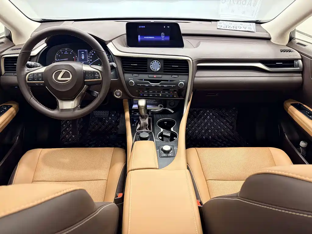 Lexus RX — фото 25