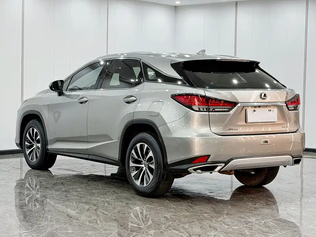 Lexus RX — фото 4