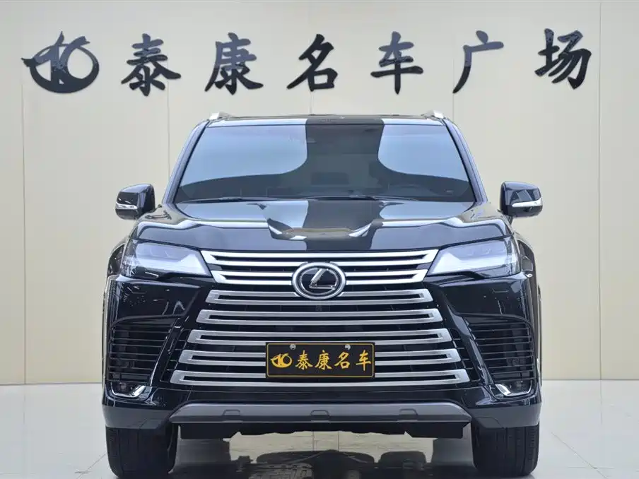 Lexus LX — фото 2