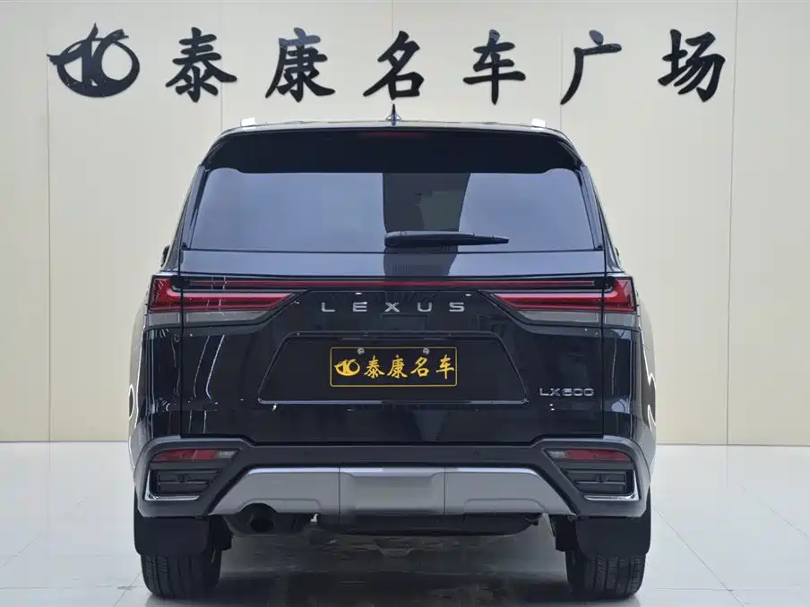 Lexus LX — фото 3