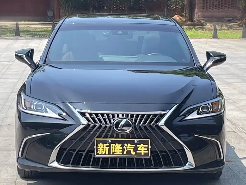 Lexus ES — фото 2