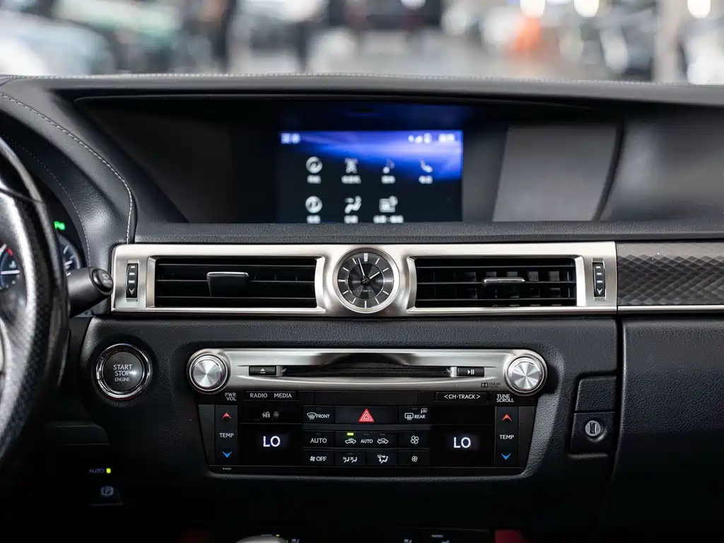 Lexus GS — фото 13