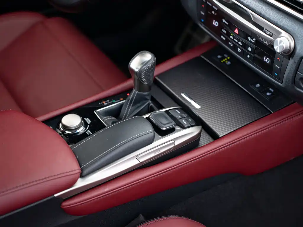 Lexus GS — фото 14