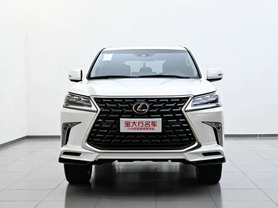 Lexus LX — фото 3