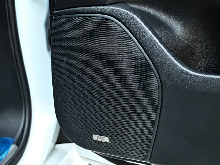 Lexus LX — фото 25