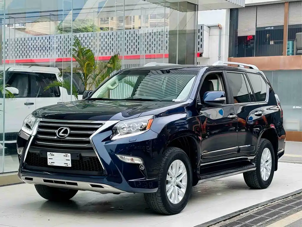 Lexus GX — фото 16