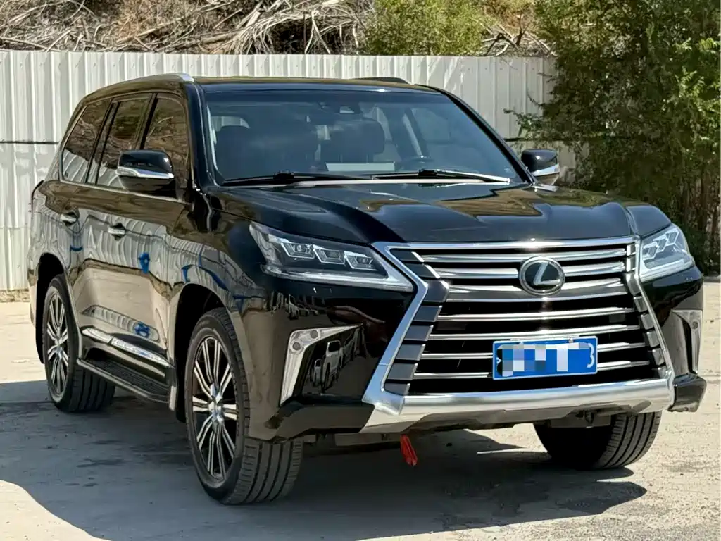 Lexus LX — фото 3