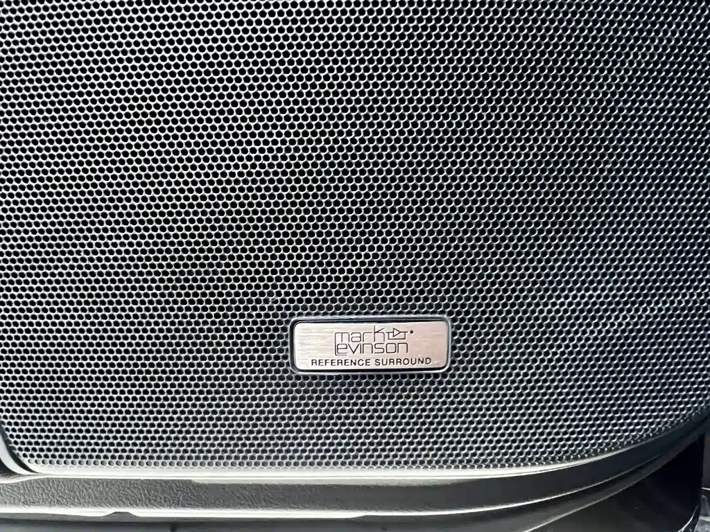 Lexus LX — фото 24