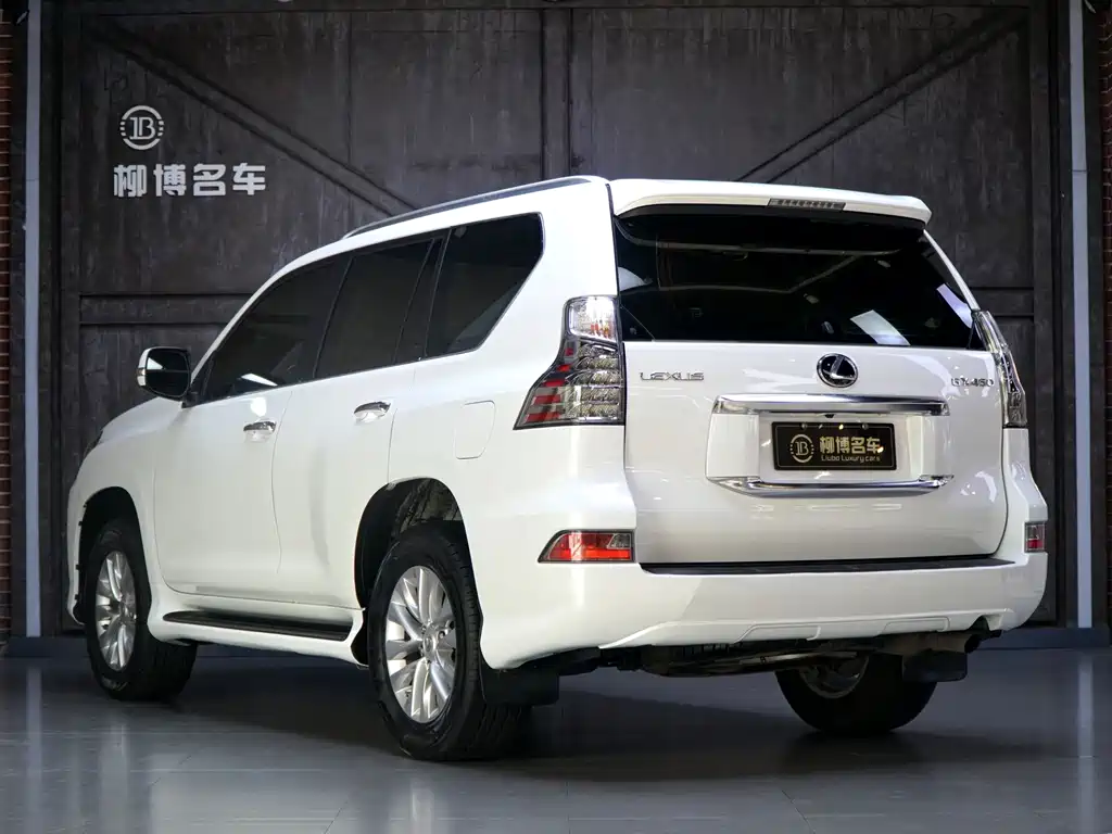 Lexus GX — фото 3