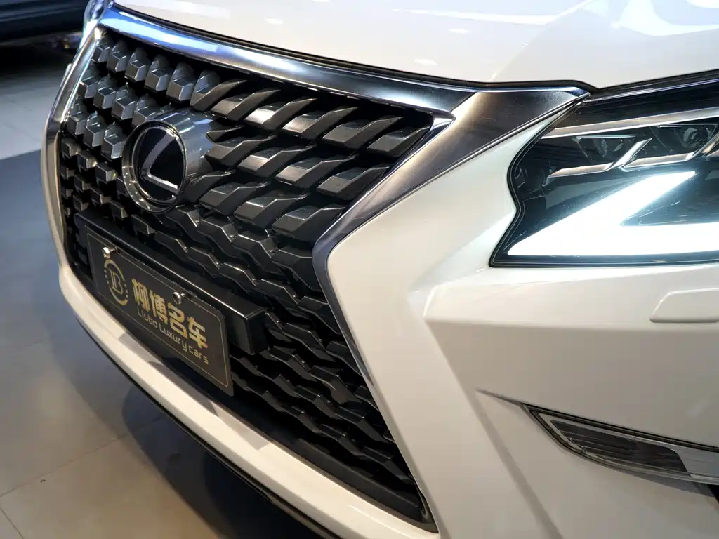 Lexus GX — фото 21