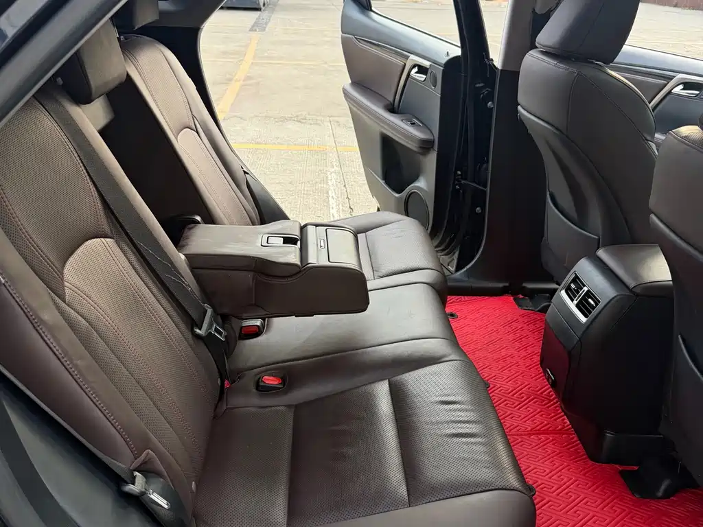 Lexus RX — фото 12
