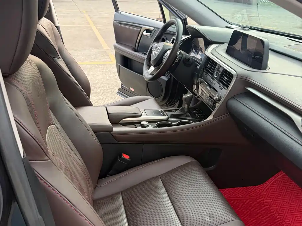 Lexus RX — фото 10