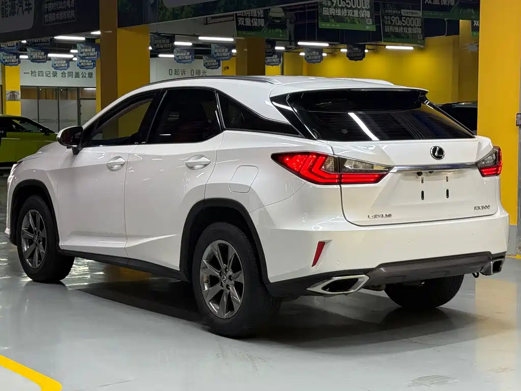 Lexus RX — фото 5