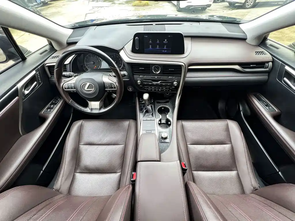 Lexus RX — фото 9