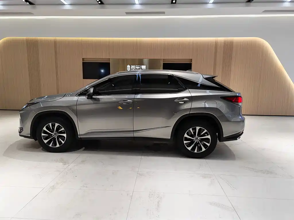 Lexus RX — фото 4