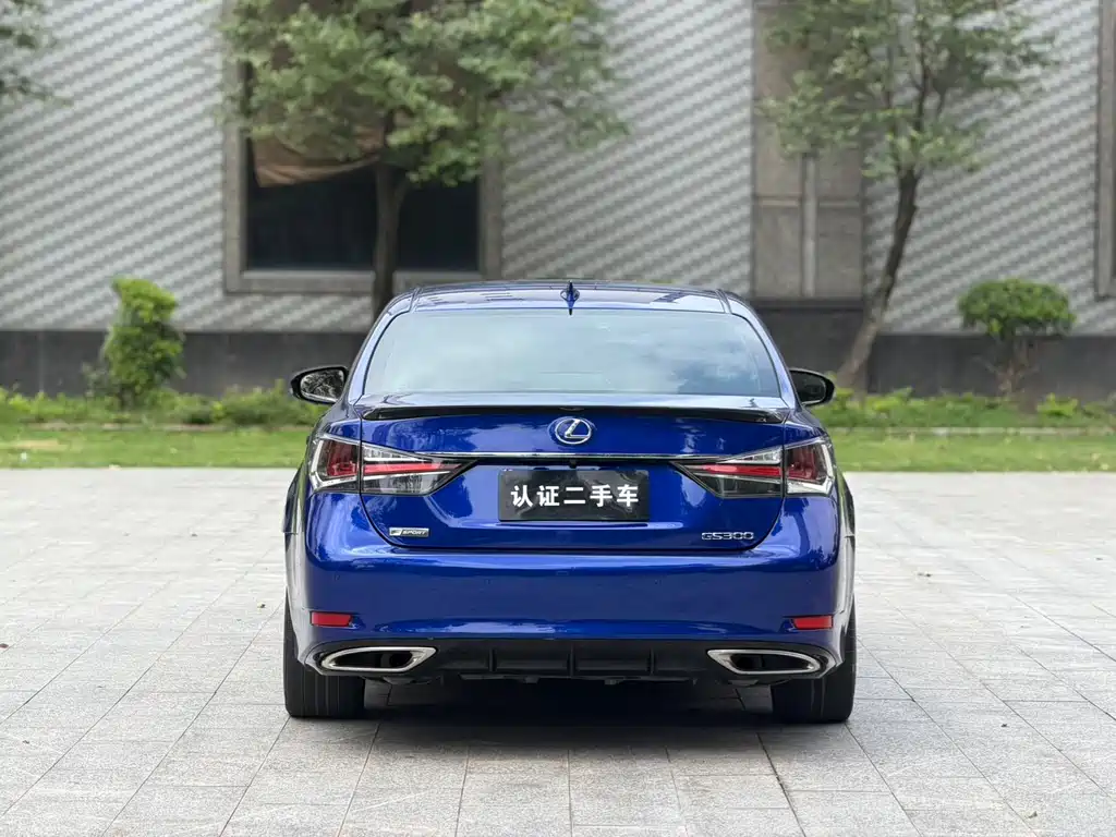 Lexus GS — фото 9