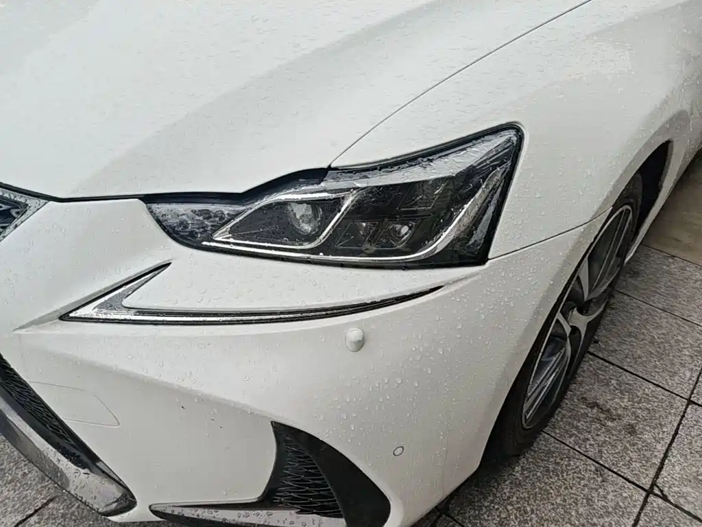 Lexus IS — фото 24
