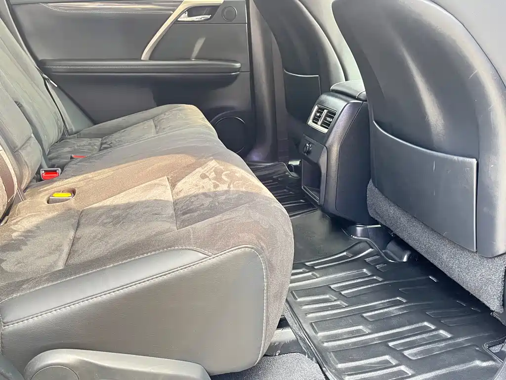Lexus RX — фото 11