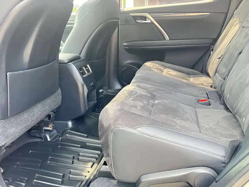 Lexus RX — фото 10