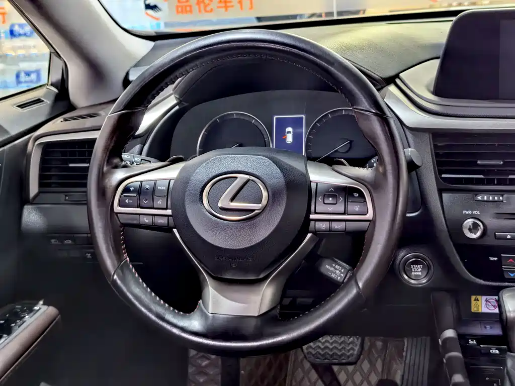 Lexus RX — фото 9