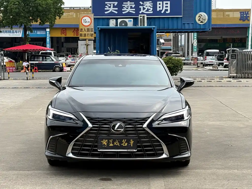Lexus ES — фото 2