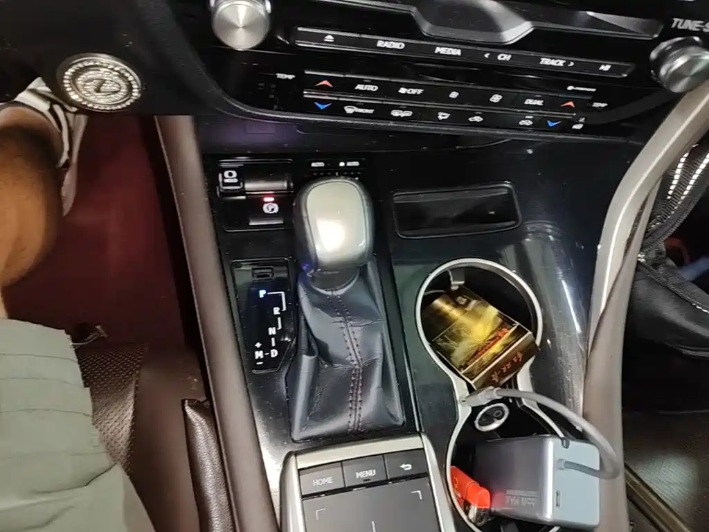 Lexus RX — фото 14