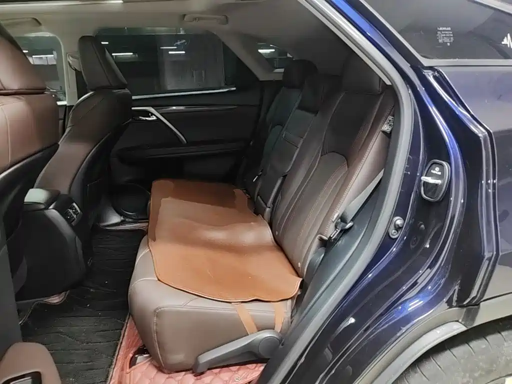 Lexus RX — фото 17