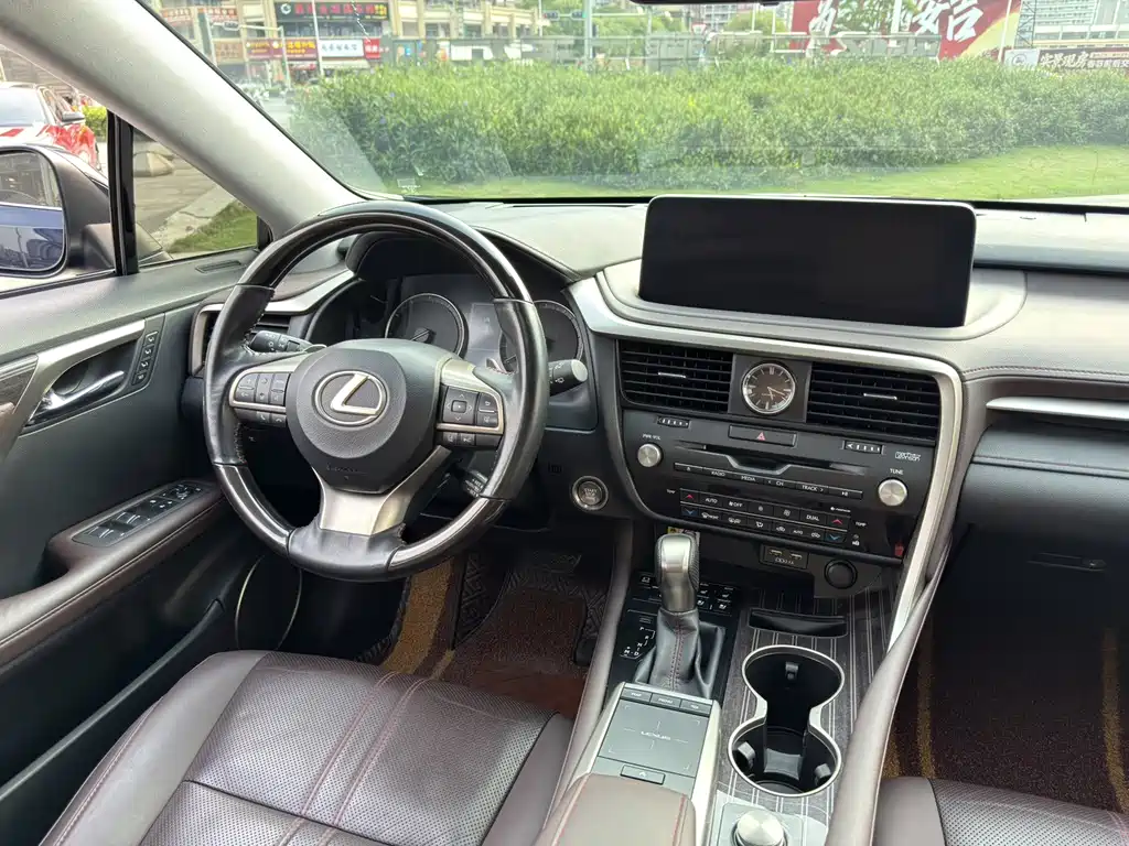 Lexus RX — фото 26
