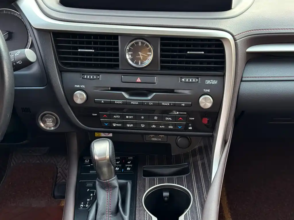 Lexus RX — фото 28