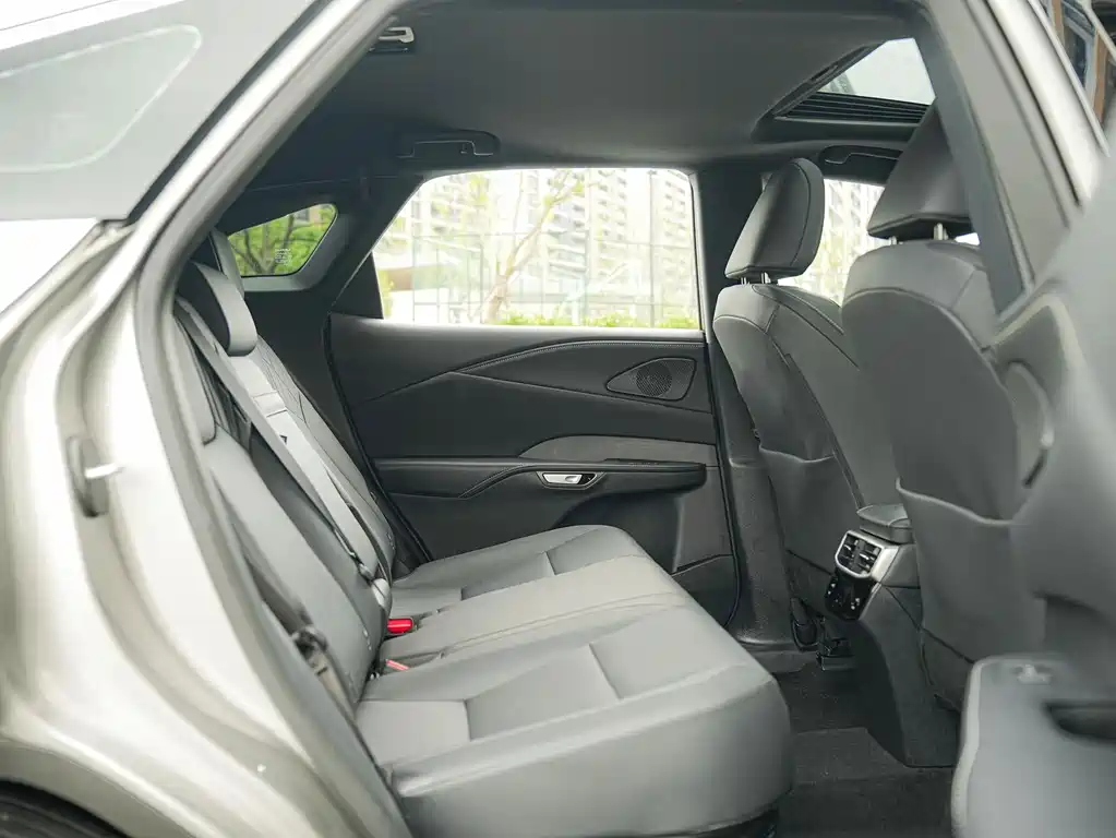 Lexus RX — фото 14