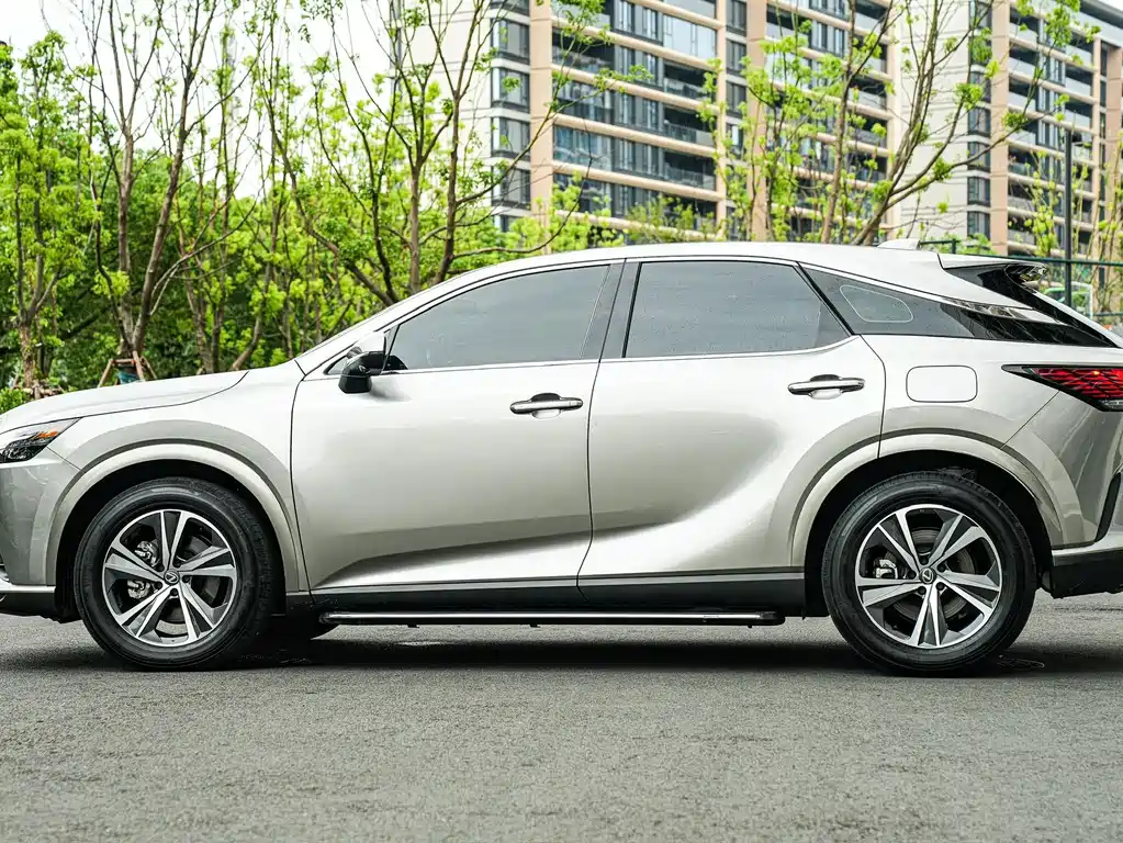 Lexus RX — фото 7