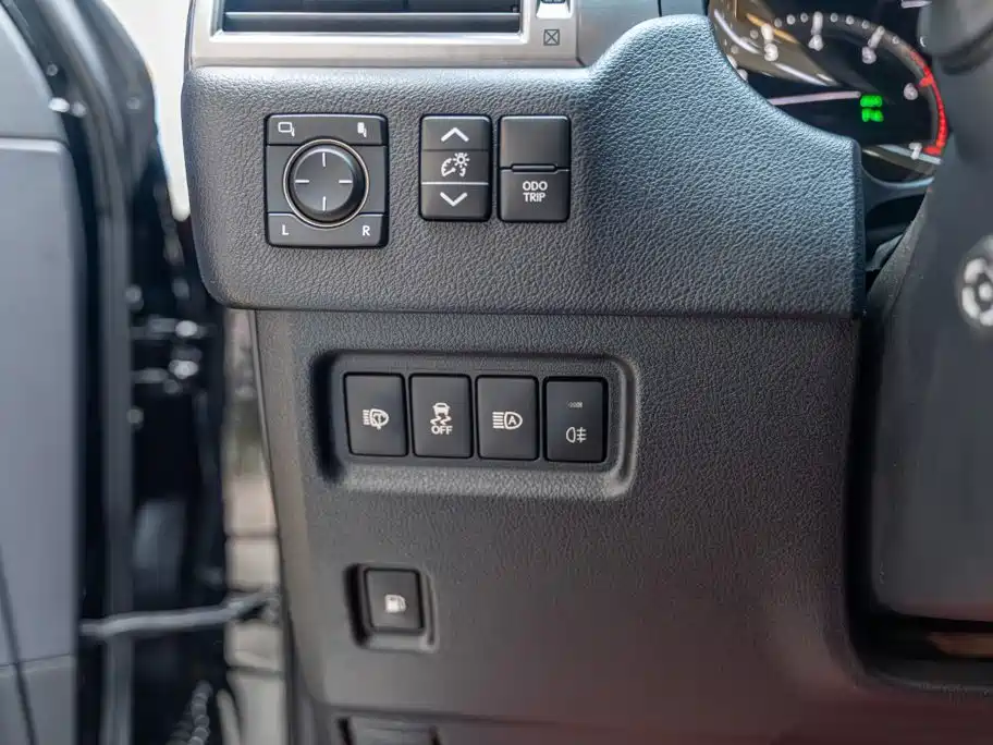 Lexus GX — фото 19