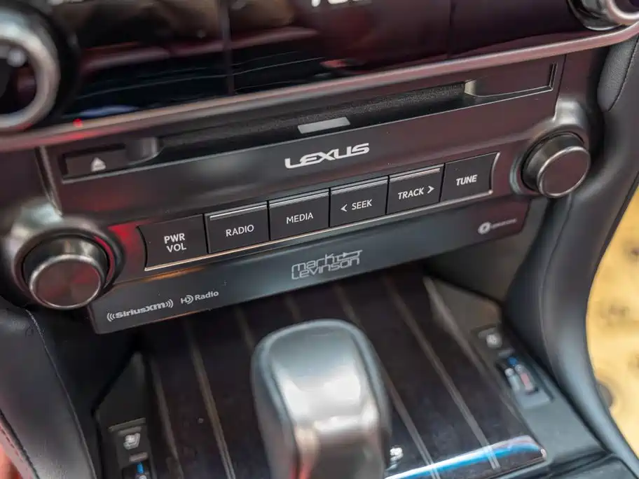 Lexus GX — фото 25
