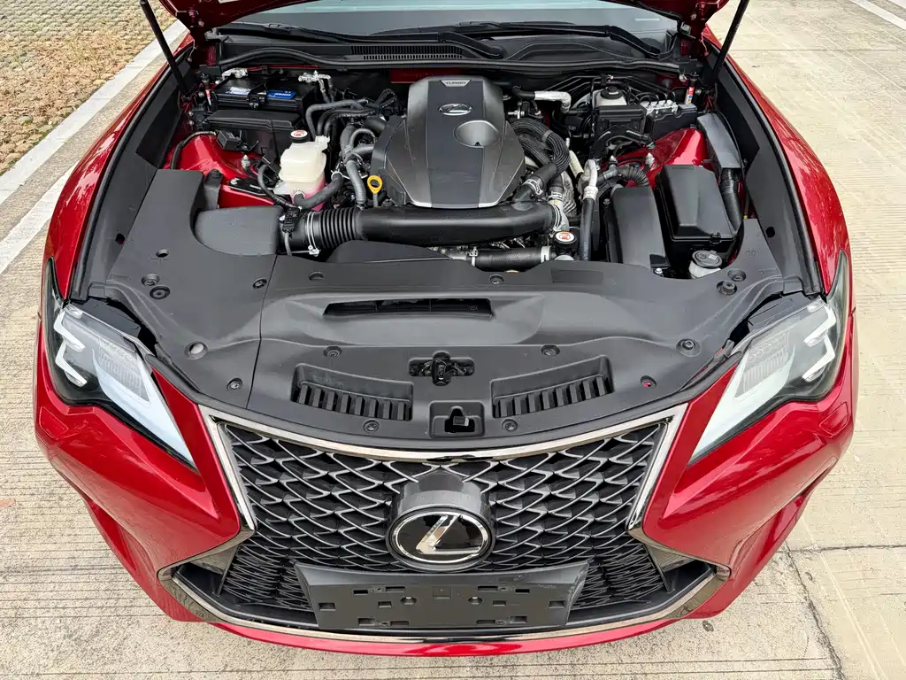 Lexus RC — фото 21