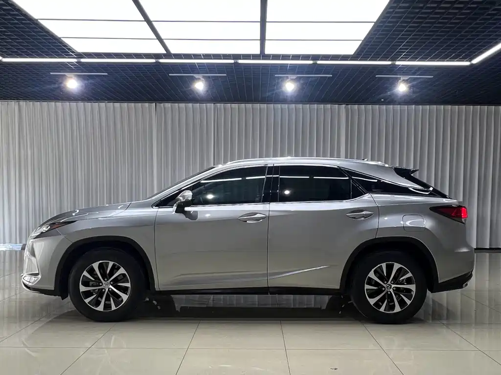 Lexus RX — фото 3